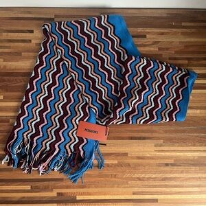 NWT Missoni Soft Zig Zag Shawl Scarf